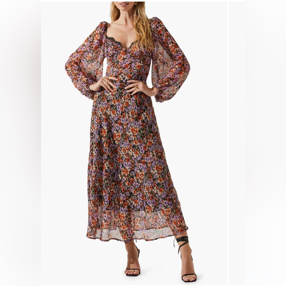 ASTR The Label - Sylvie Floral Underwire Long Sleeve Dress